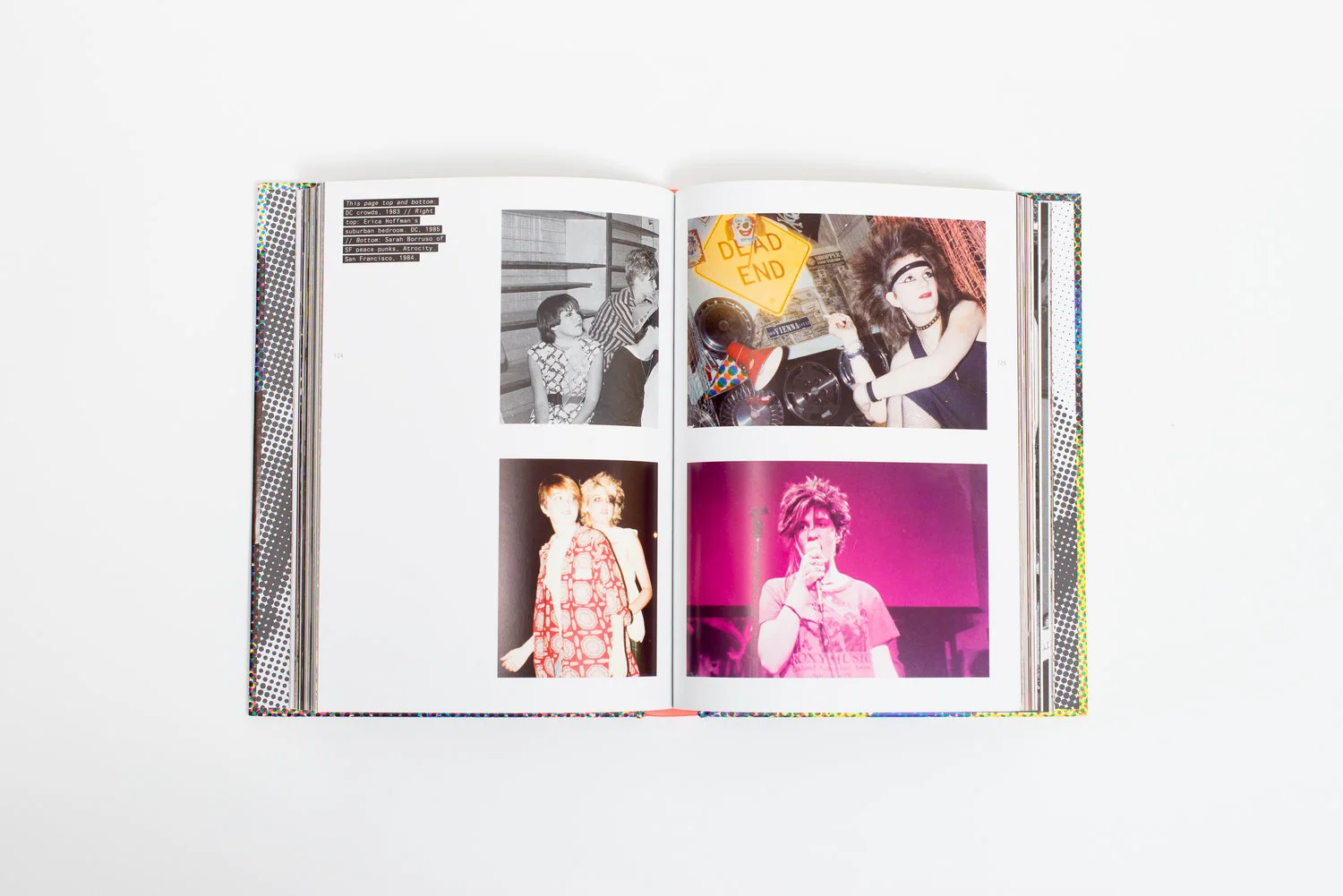 アート・デザイン・音楽 Untypical Girls /Sam Knee Amazon | Untypical Girls: Styles and Sounds of the